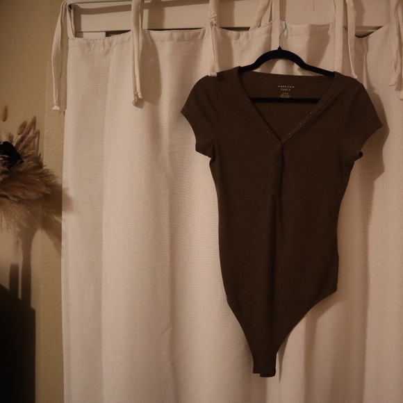 American Eagle Women's Henley T-Shirt Bodysuit - Picture 1 of 2